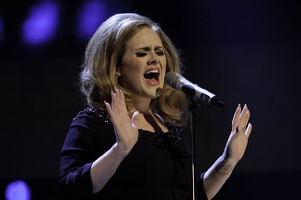 Resultado de imagem para adele live