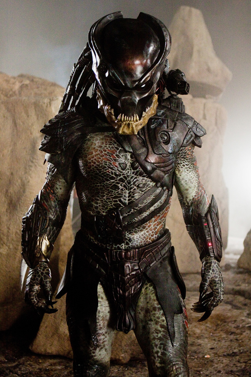 http://vignette1.wikia.nocookie.net/aliens/images/b/b5/Predators-black-super-predator1.jpg/revision/latest?cb=20110823141509