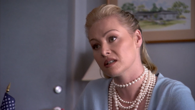 File:1x18 Missing Kitty (46).png