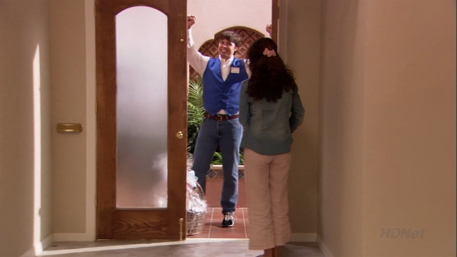 File:2x05 Sad Sack (15).png