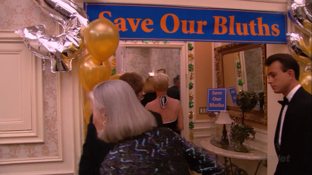 File:3x09 S.O.B.s (75).png