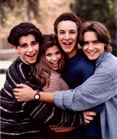 File:Season4gang.jpg