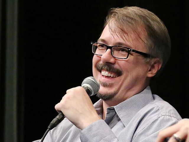 File:Vince-gilligan-breaking-bad.jpg
