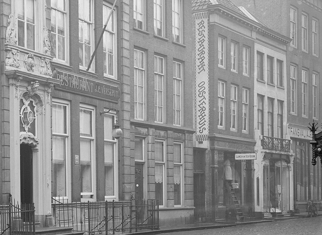 File:Restaurant Oosterhuis 1923.png