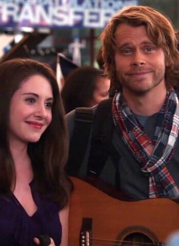 File:Annie and Vaughn.jpg