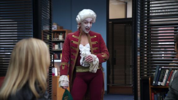 File:2X22 Dean as Mozart.jpg