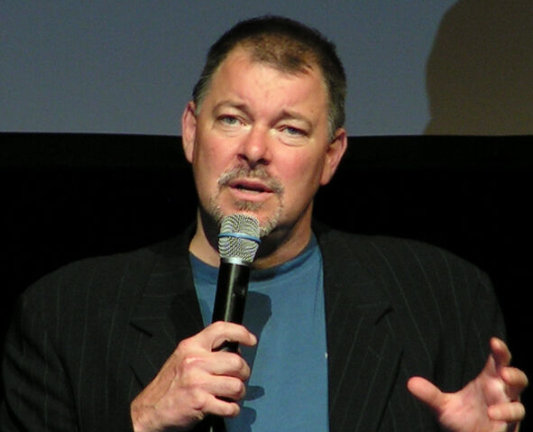 File:Jonathan Frakes cropped1.jpg