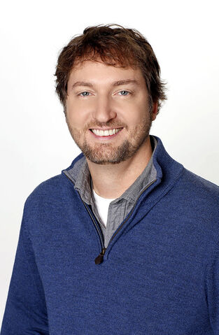 File:Aaron Zelman.jpg
