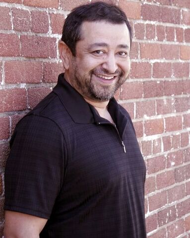 File:Alejandro Patiño.jpg
