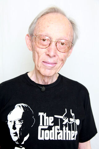 File:DickSmith.jpg
