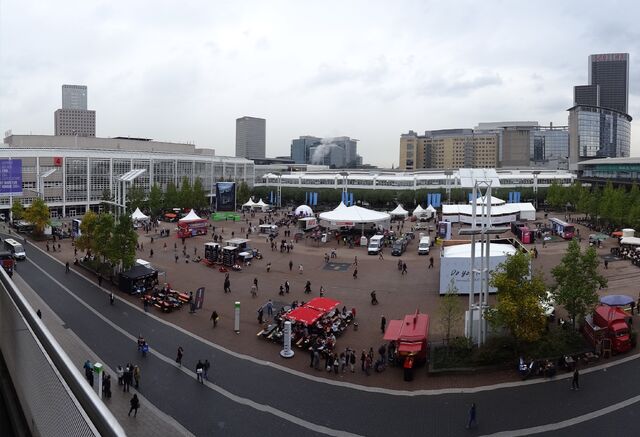 Datei:Agora Messe Frankfurt.jpg