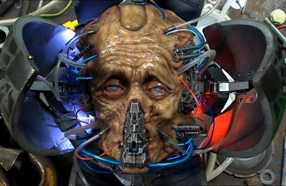 http://vignette1.wikia.nocookie.net/doctorwho/images/3/33/%D0%A2%D0%BE%D0%BA%D0%BBo%D1%84a%D0%BD%D1%8B.jpg/revision/latest?cb=20130116070130&amp;path-prefix=ru
