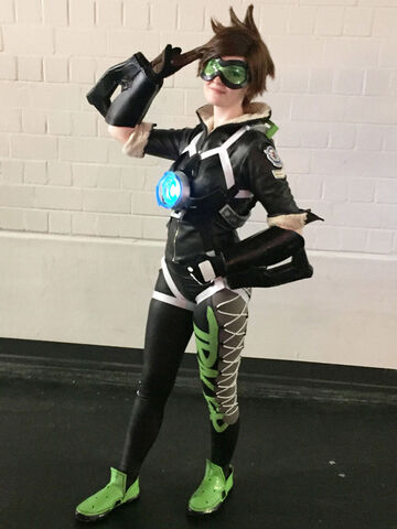 Fichier:Gamescom-2016-Cosplay-31.jpg