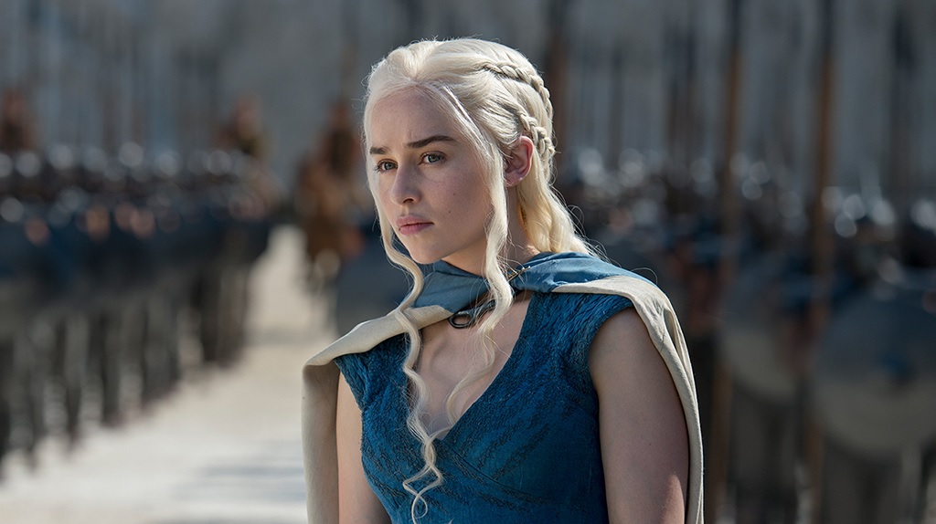 http://vignette1.wikia.nocookie.net/gameofthrones/images/5/5a/Daenerys-in-Breaker-of-Chains.jpg/revision/20140426045032