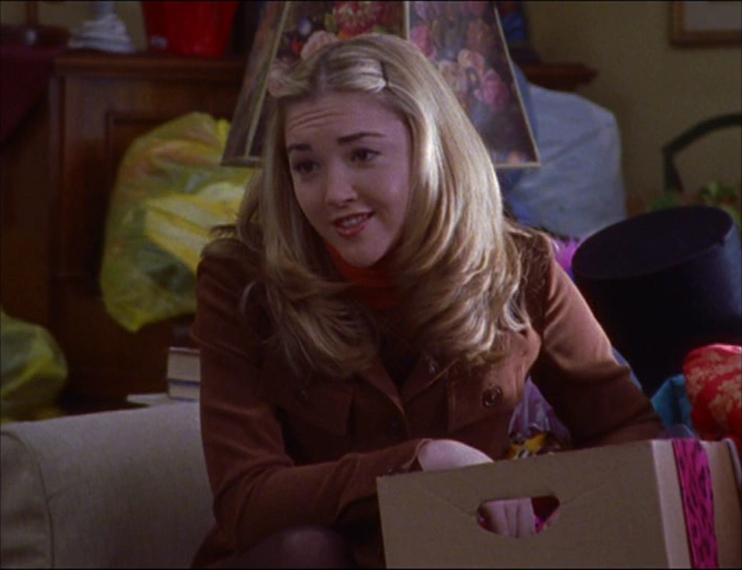 Louise Grant - Gilmore Girls Wiki - Wikia