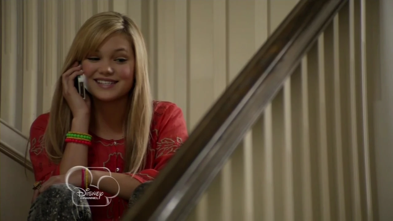 Image Girl Vs Monster 2012 720p HDTV h264OOO mkv 001291707.jpg