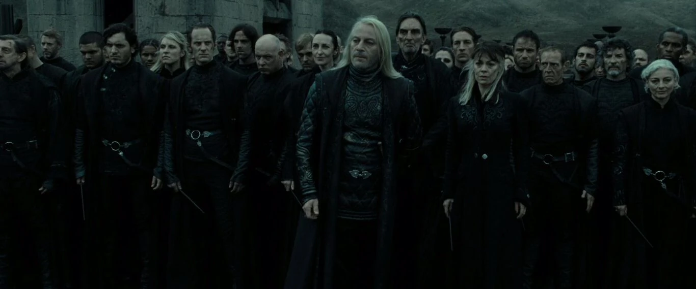 Image Death EatersBattle of HogwartsDHP2.jpg Harry Potter Wiki