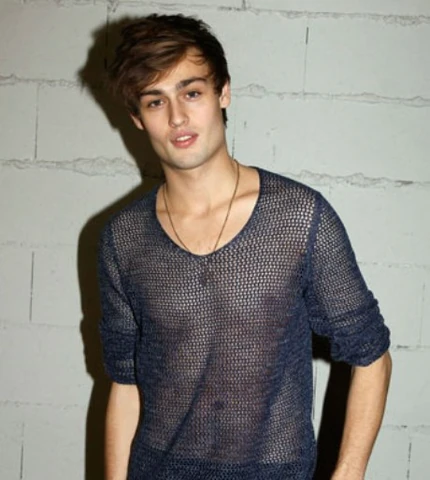 Image - Douglas-booth-shirtless.png | Hogwarts Role-Playing Wiki