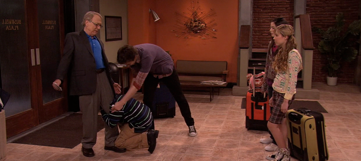 Fencer | iCarly Wiki | Fandom powered by Wikia