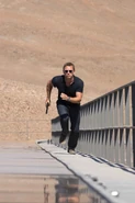 Quantum of Solace - Bond 11.jpg (161 KB) Quantum of Solace - Bond 11