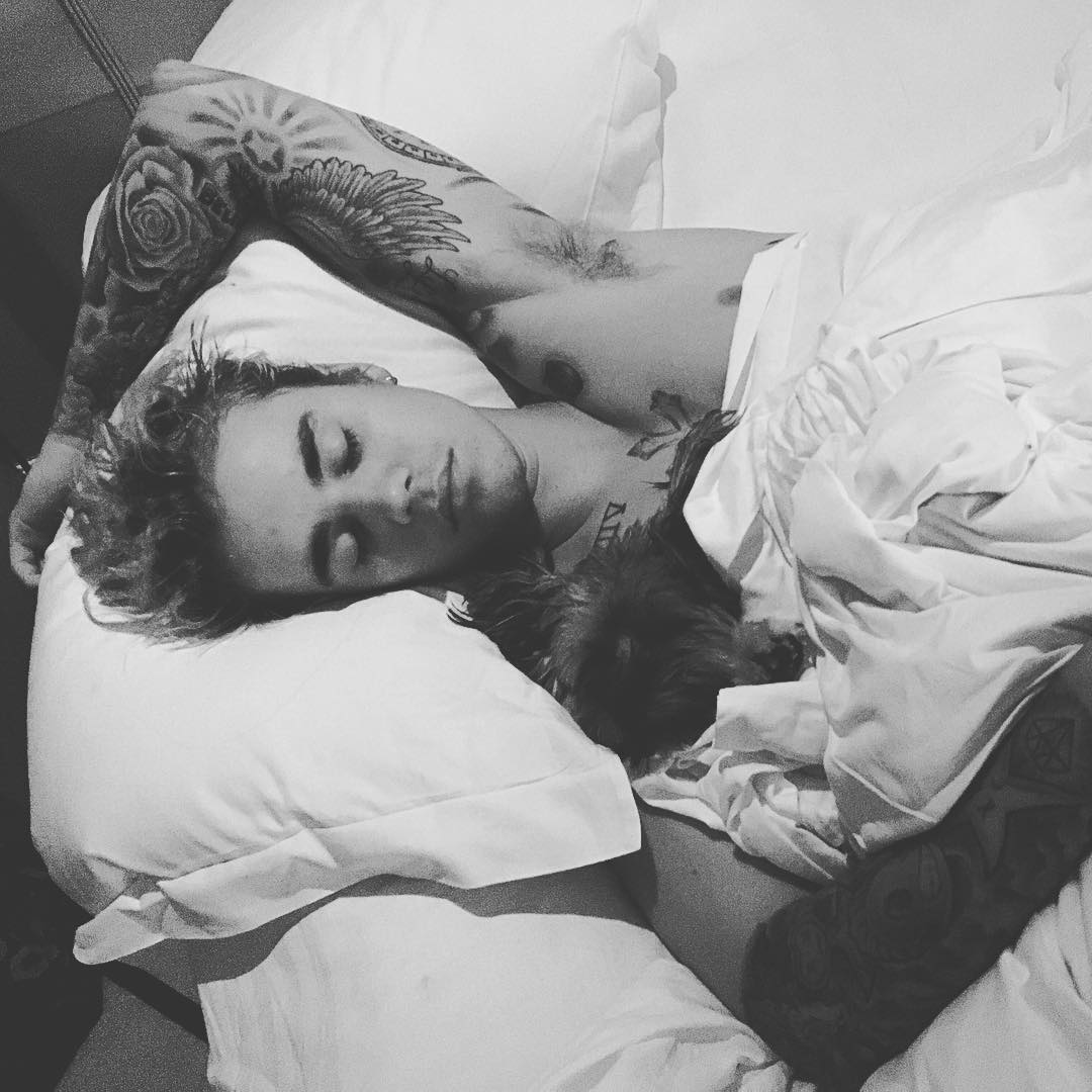 Image - Justin Bieber sleeping 2016.jpg | Justin Bieber ...