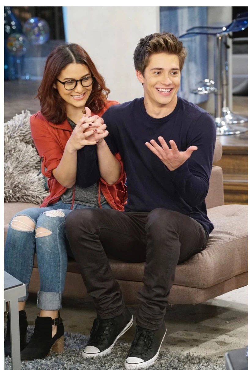 Image Reese and Chase.jpeg Lab Rats Elite Force Wikia Fandom