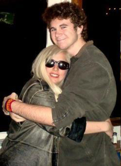 12-18-11_With_fans_in_a_Bar,_Lancaster_0