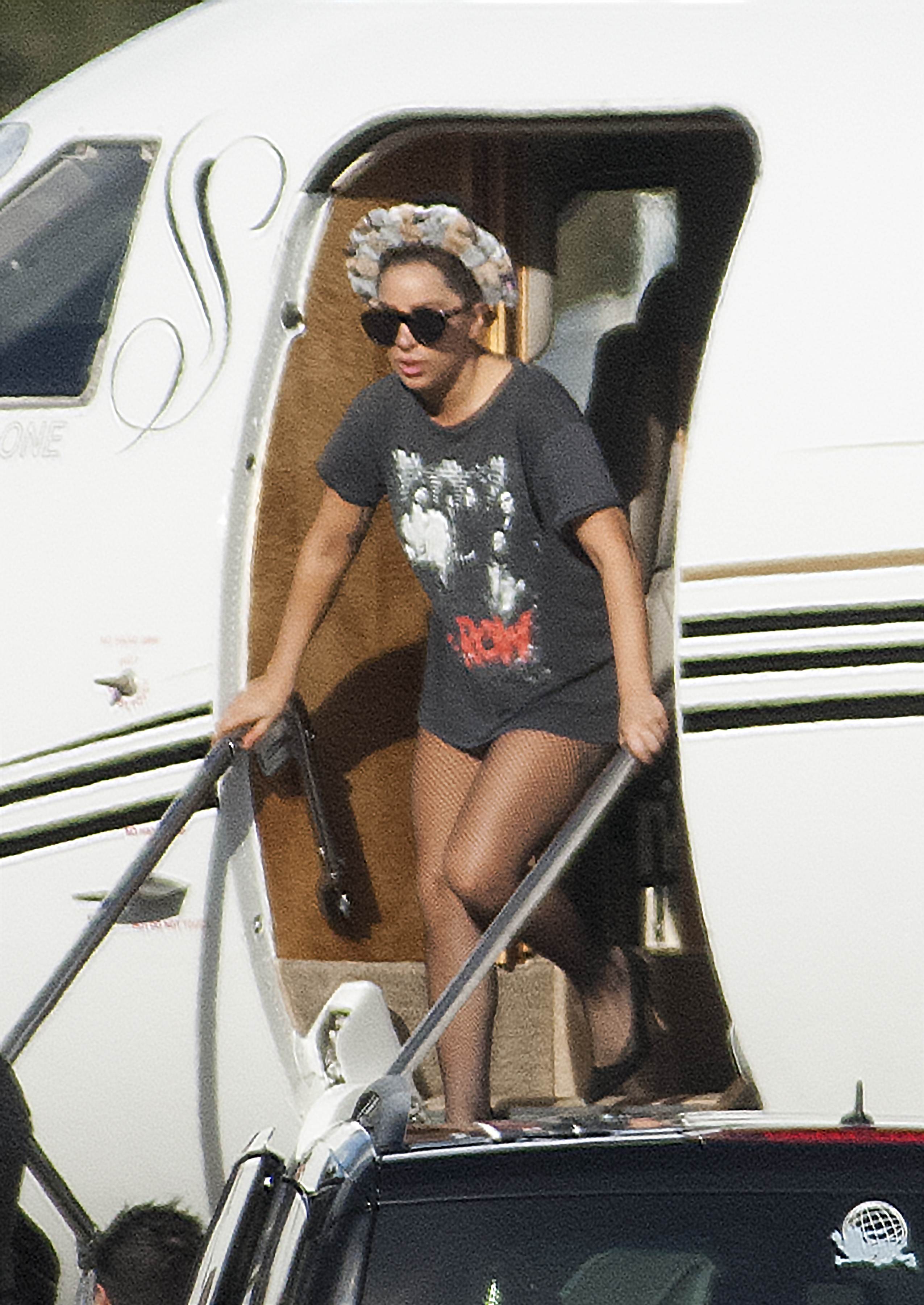 8-27-14_Arriving_at_Sydney_International