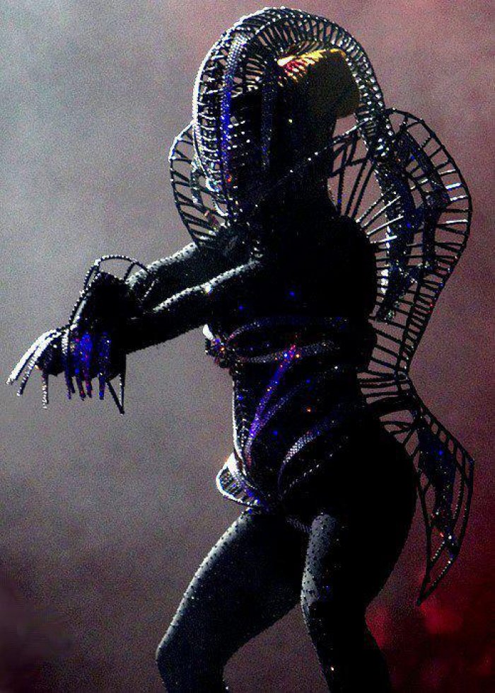The_Born_This_Way_Ball_Tour_Government_H