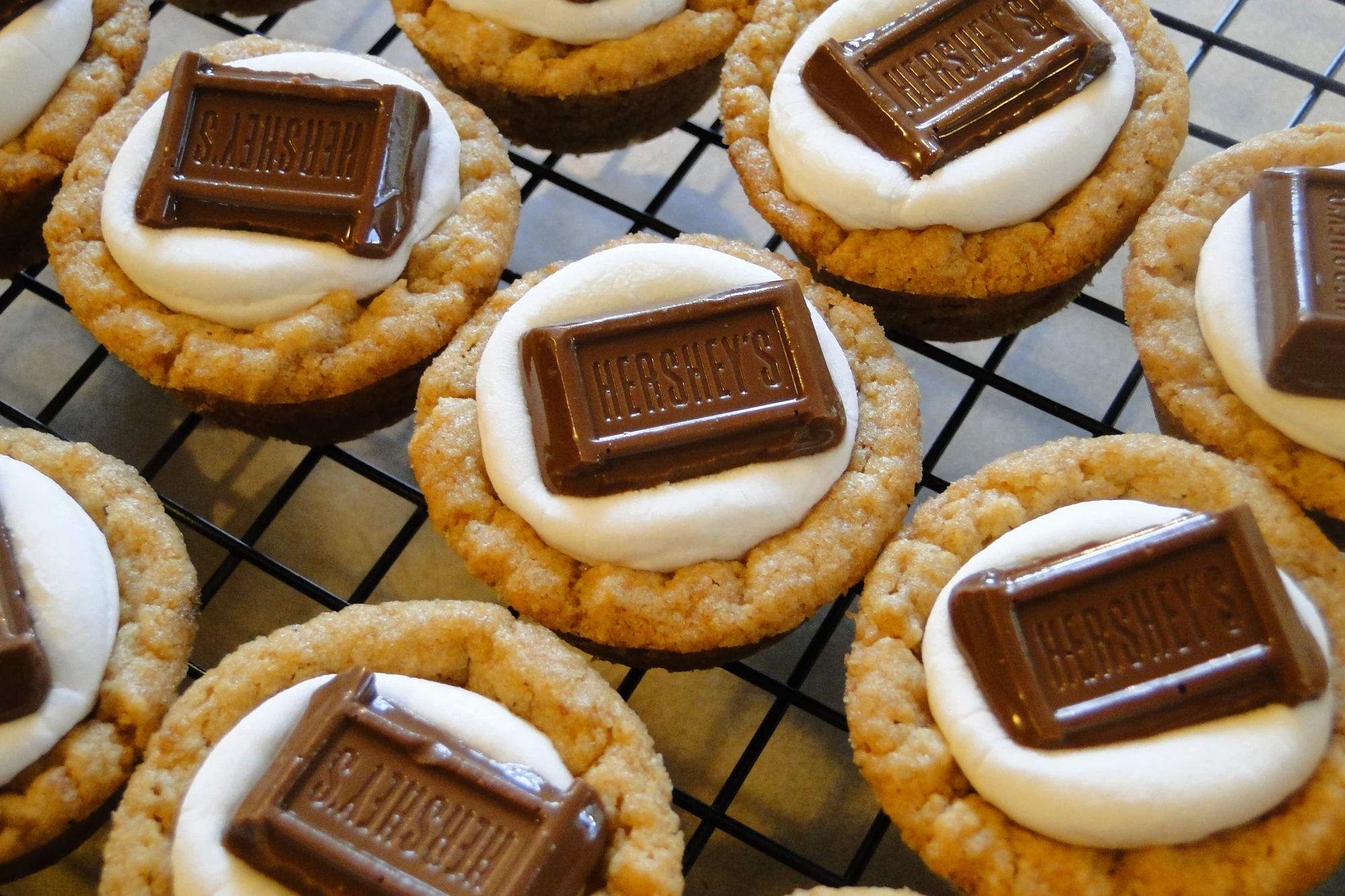 S'Mores Cookie Cups Laura in the kitchen Wiki FANDOM powered by Wikia