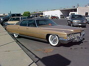 Cadillac Deville 2