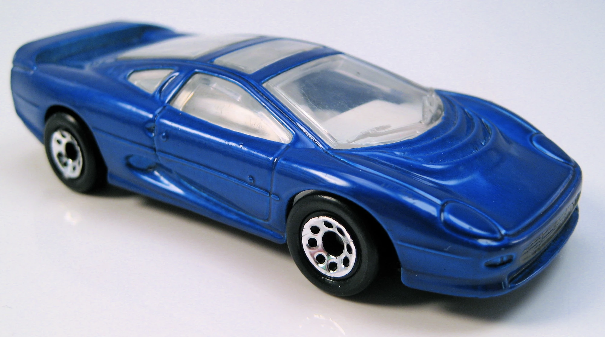 Jaguar XJ220 Matchbox Cars Wiki Fandom powered by Wikia