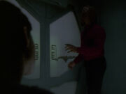 Worf und Ezri in Zelle