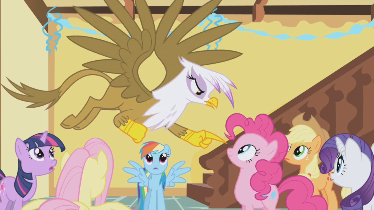 Gilda_pointing_at_Pinkie_S1E5.png