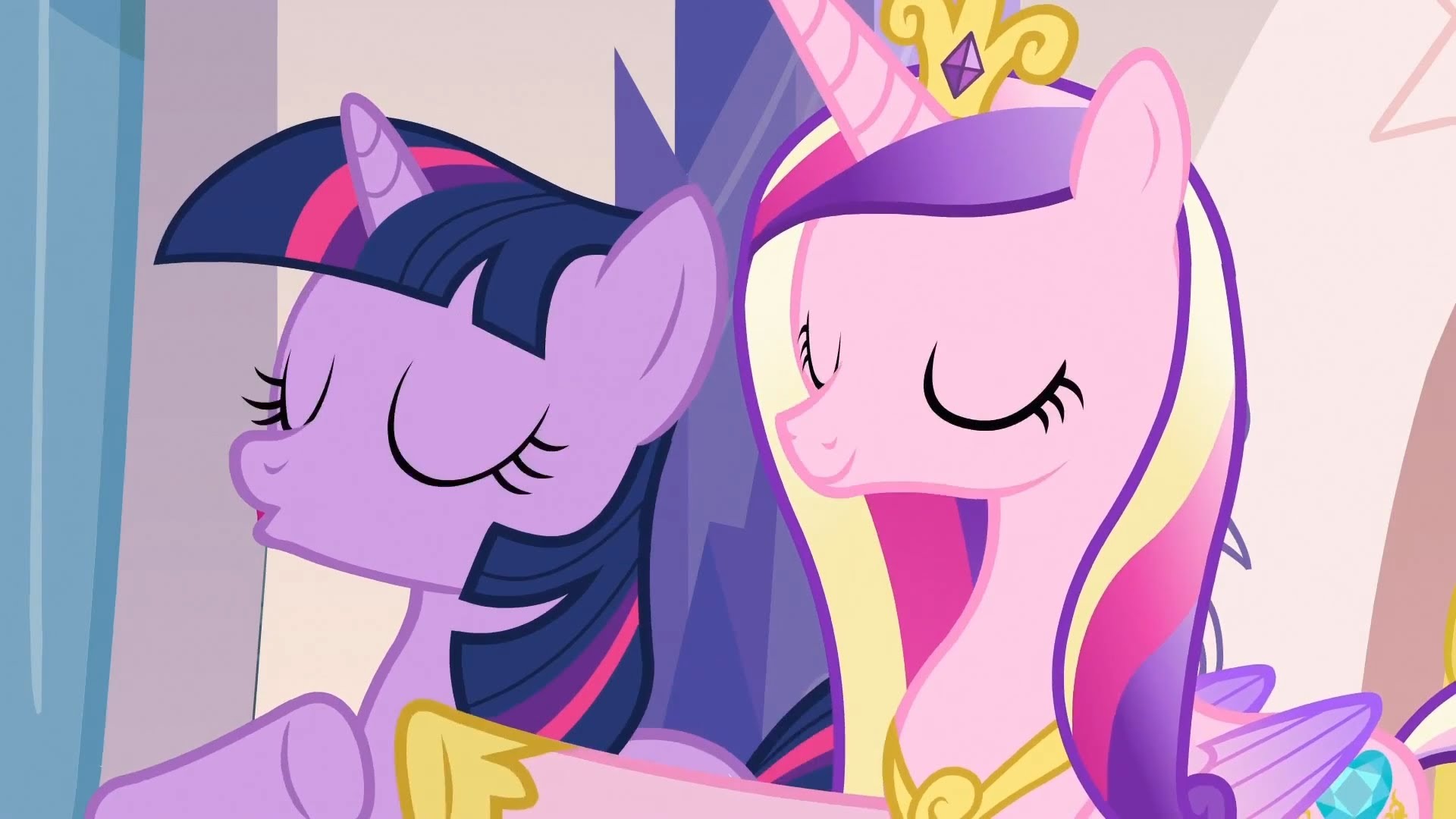 Image Princess Cadance keeping Twilight Sparkle relaxed S3E12.jpg