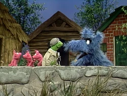 SSNews.3Pigsand1Frog