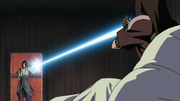 Sasuke ataca Orochimaru.png