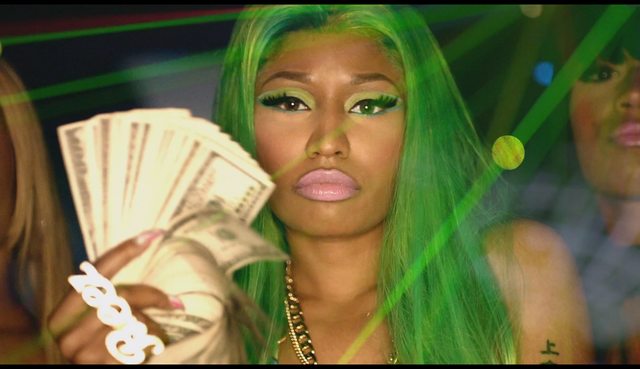 File:Music-video-nicki-minaj-ft-2-chainz-beez-in-the-trap-directed-by-benny-boom-4.png