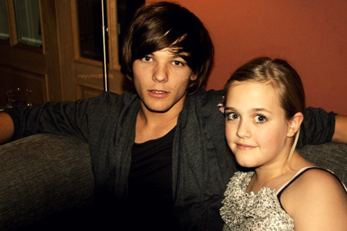 Louis Tomlinson's sister Phoebe, 19, reveals she's pregnant with first baby