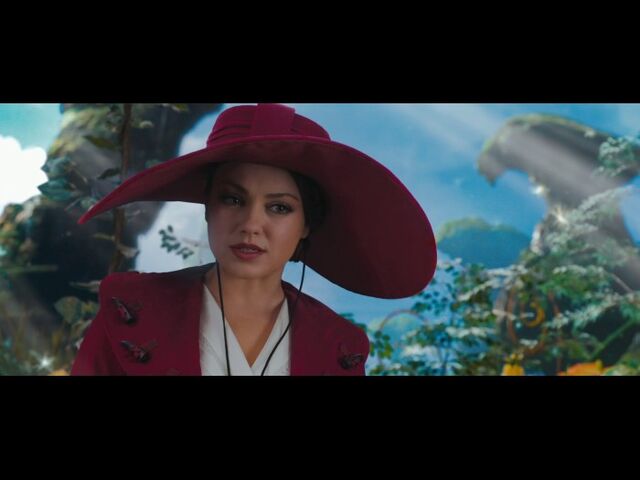 File:Mila-kunis-as-theodora-in-oz-the-great-and.jpg