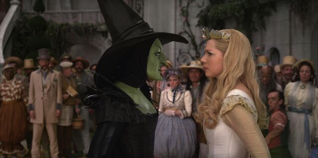 File:Glinda vs theodora.jpg