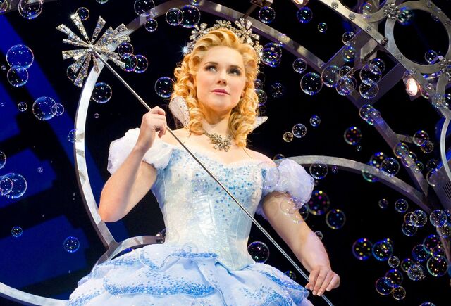 File:Wicked-Recast-17-11-11-1228 RT cropped.jpg