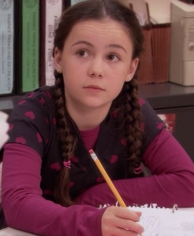 File:Lauren Berkus.png