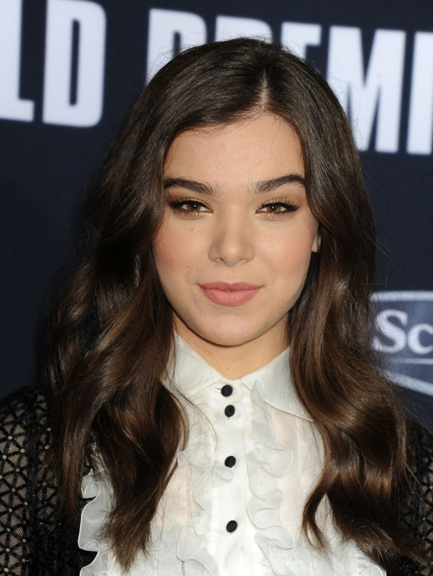 Hailee Steinfeld Pitch Perfect Wiki FANDOM powered by Wikia