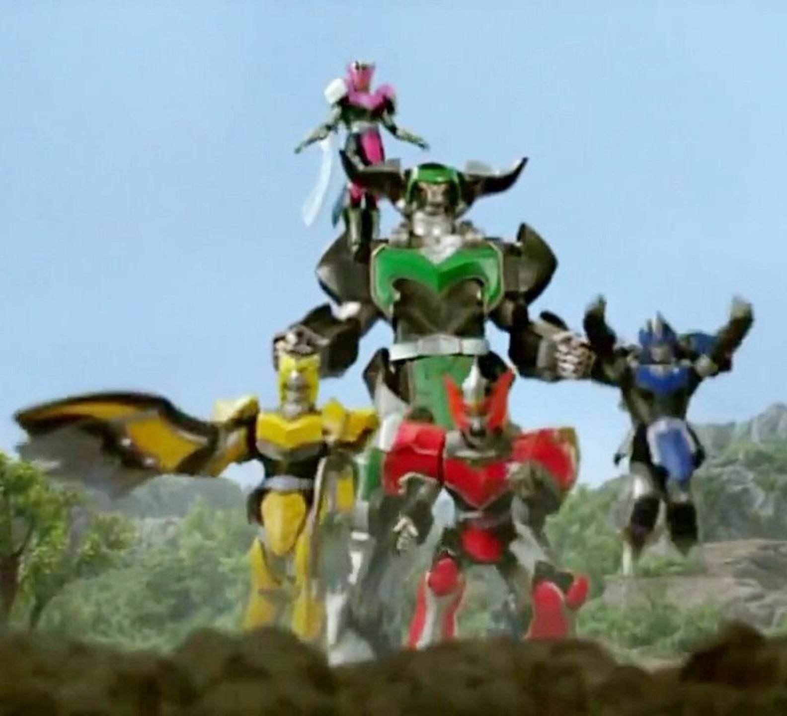 Category:Zords (Mystic Force) | RangerWiki | FANDOM powered by Wikia