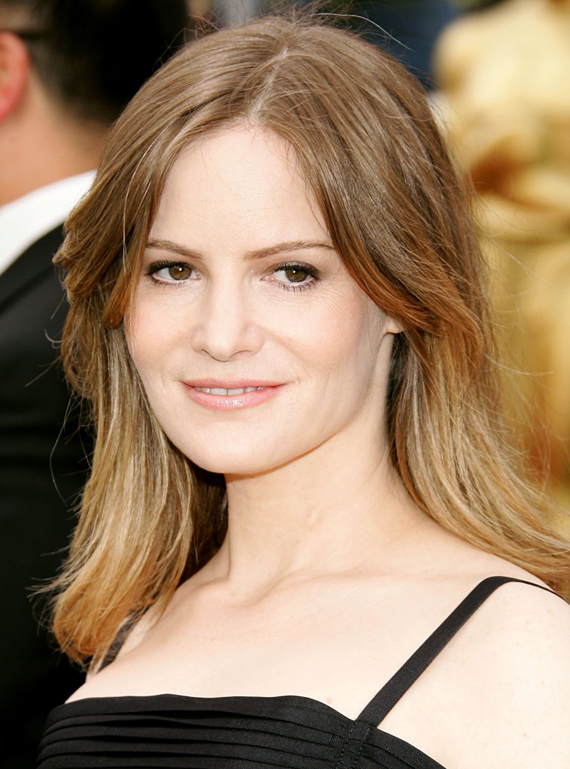 jennifer jason leigh new show jennifer jason leigh revenge abc wiki fandom powered jennifer jason leigh new show jennifer jason leigh revenge abc wiki fandom powered