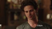 1x02 Declan