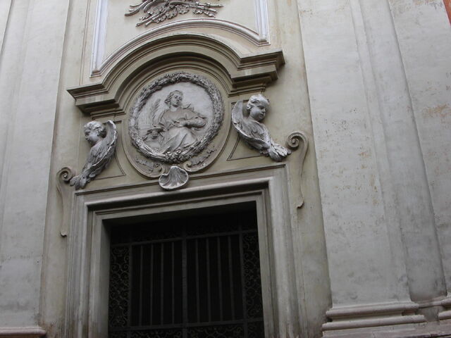 File:Agata dei Goti -tondo.jpg