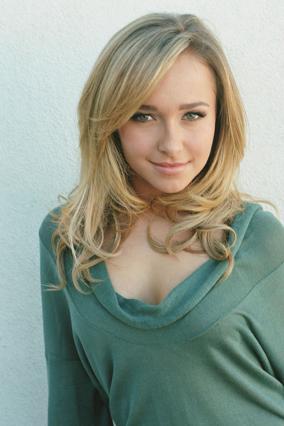 Hayden_Panettiere_Gallery_6.png