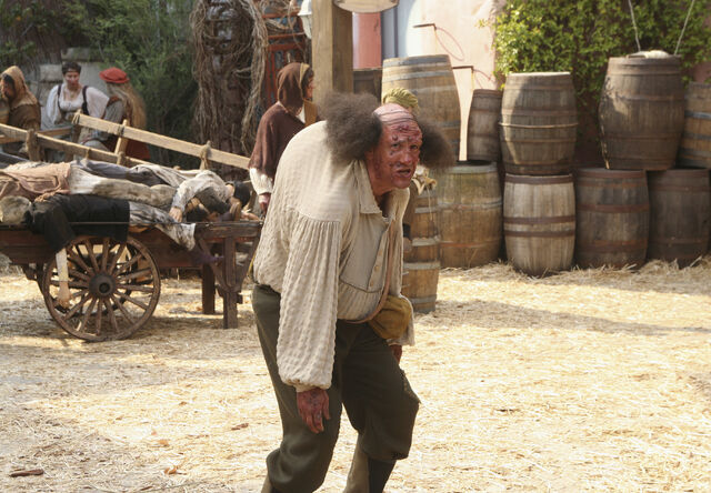 File:7x11 Ted as hunchback.jpg
